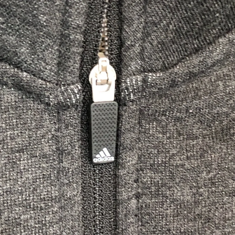 Men's Adidas 1/4 Zip Pullover Top Gray Embroidered Logo size XL